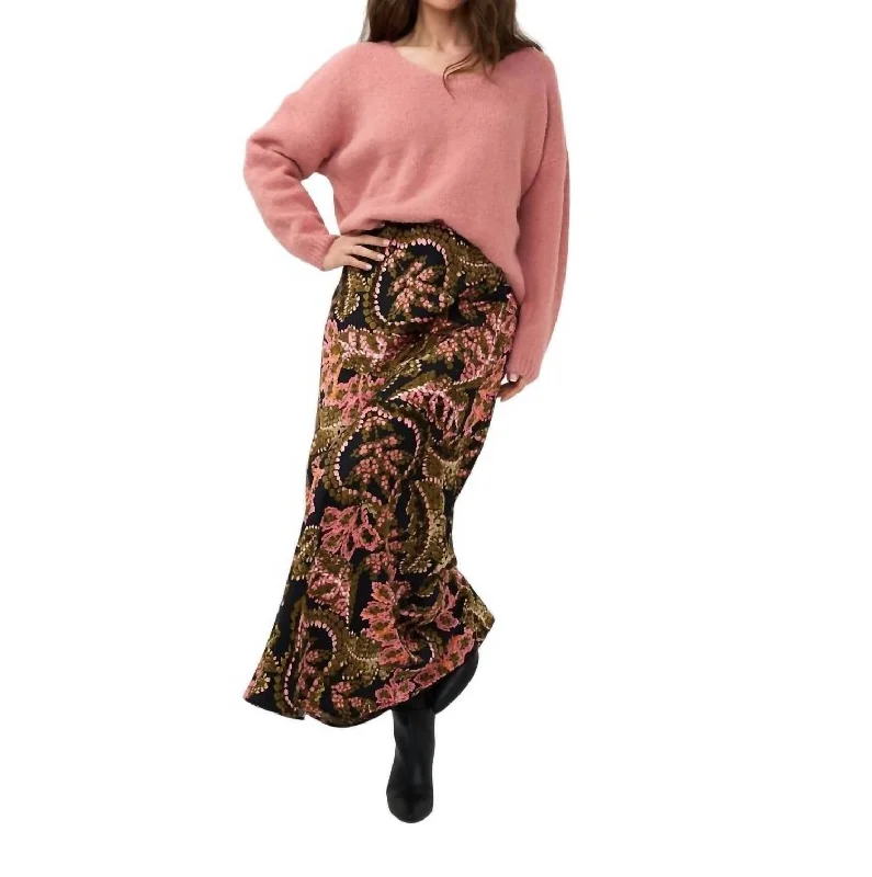 Printed Maxi Skirt In Global Flower