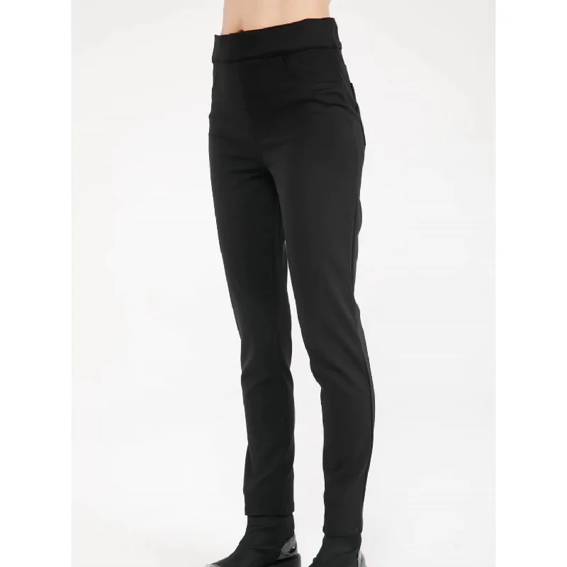 Knit Pull-On Pocket Pant In Black